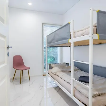 Modern With Jacuzzi And Sauna Apartamento Vaasa